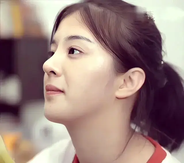 《兄妹蕉谈》全集免费观看-林予曦校园生活成长记高清无删减-兄妹蕉谈4K超清修复在线播放-最新完整版极速下载